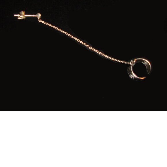 Beautiful Silver Clamp Earring Single - Picture 1 of 2